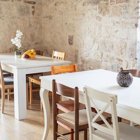 Step To Kotor Bay Guesthouse מראה חיצוני תמונה
