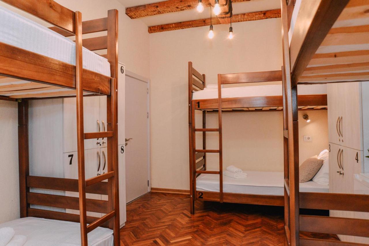 Step To Kotor Bay Guesthouse מראה חיצוני תמונה