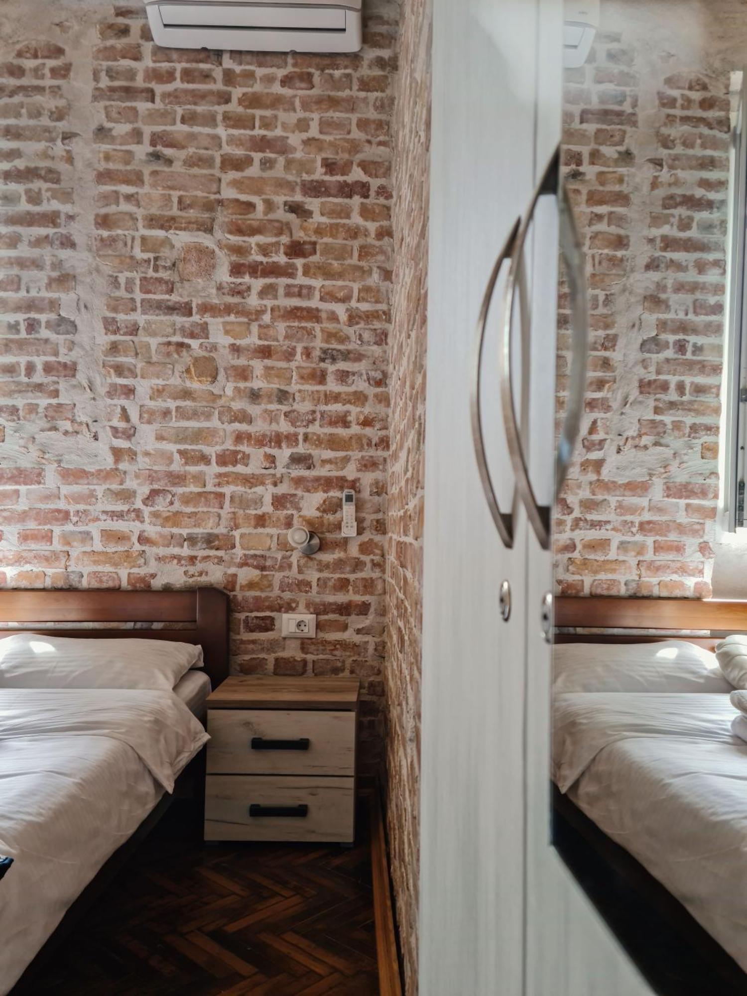 Step To Kotor Bay Guesthouse מראה חיצוני תמונה