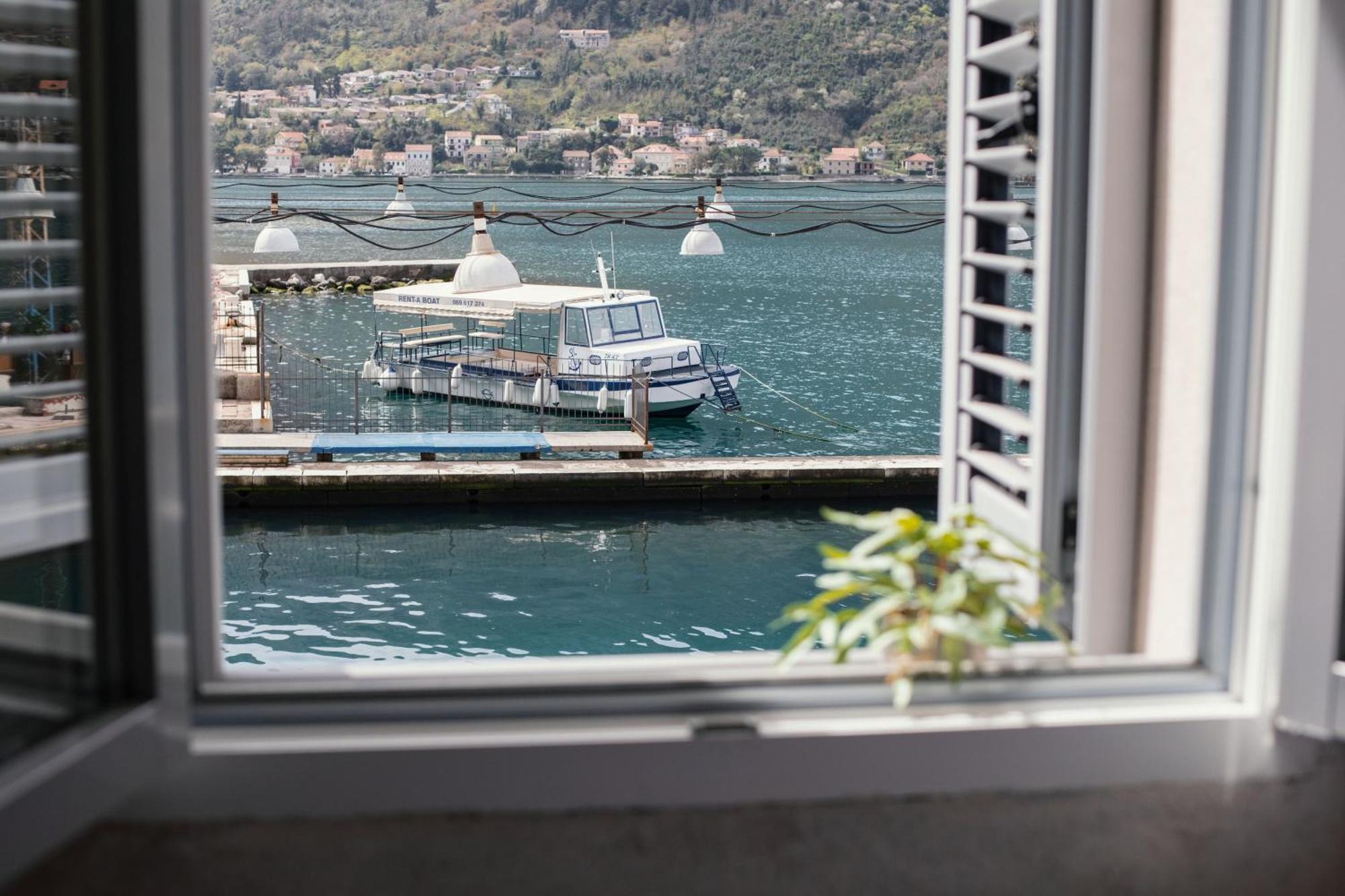 Step To Kotor Bay Guesthouse מראה חיצוני תמונה