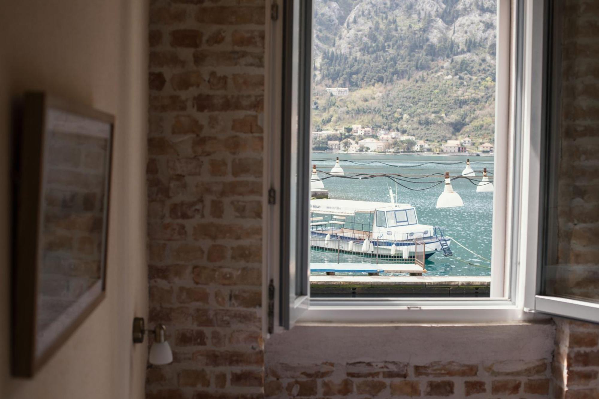 Step To Kotor Bay Guesthouse מראה חיצוני תמונה