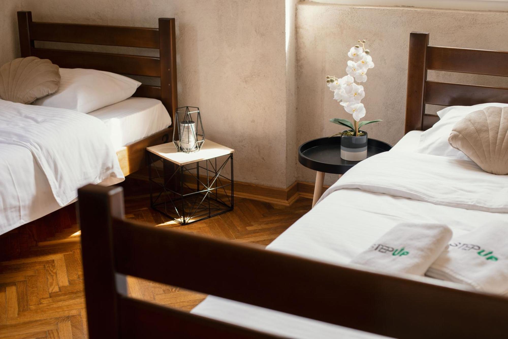 Step To Kotor Bay Guesthouse מראה חיצוני תמונה