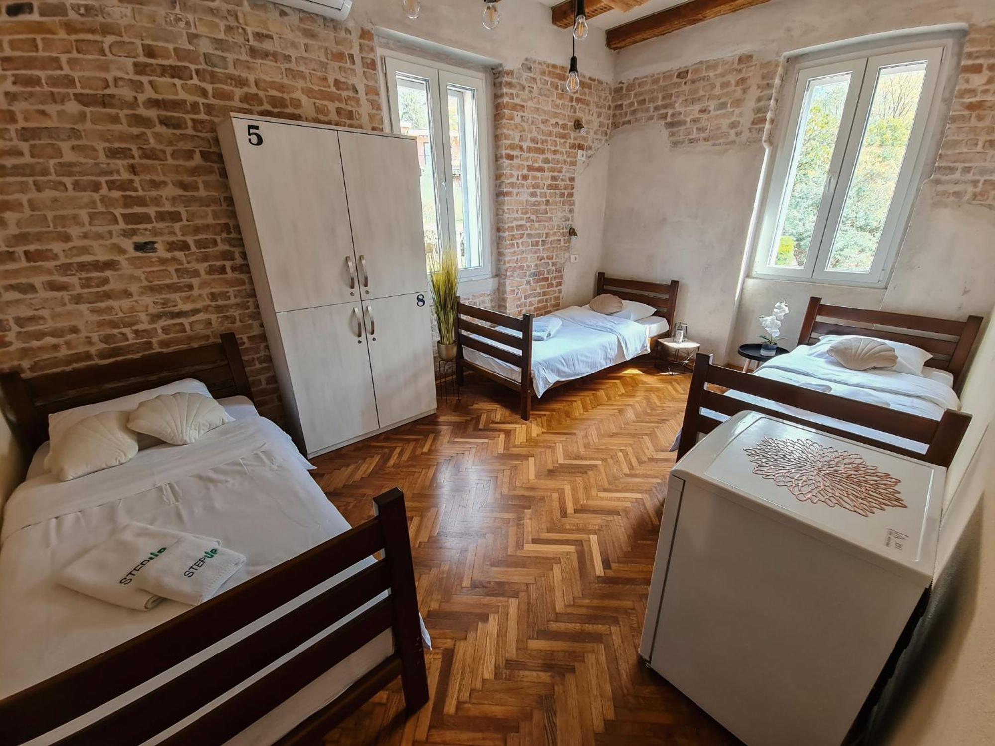 Step To Kotor Bay Guesthouse מראה חיצוני תמונה