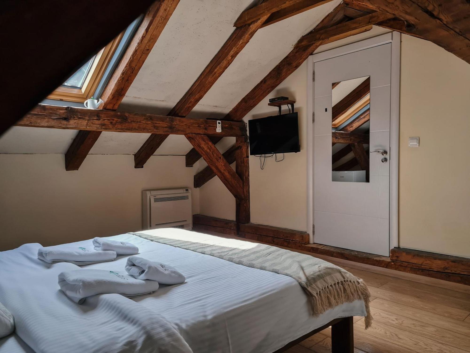 Step To Kotor Bay Guesthouse מראה חיצוני תמונה